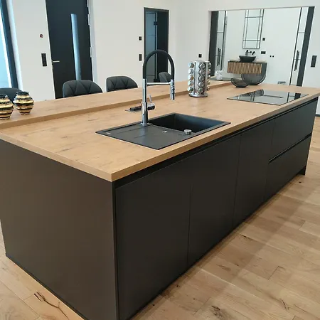 Lifestyle Cube House 4 *