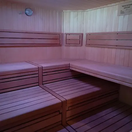 Lifestyle Cube House 4 *