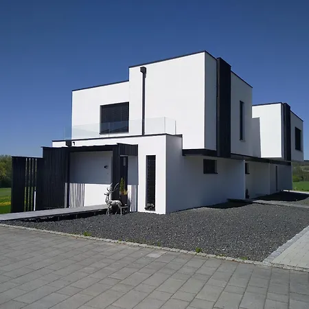 Lifestyle Cube House 4 *
