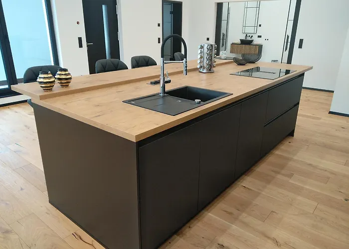 Lifestyle Cube House 4 *