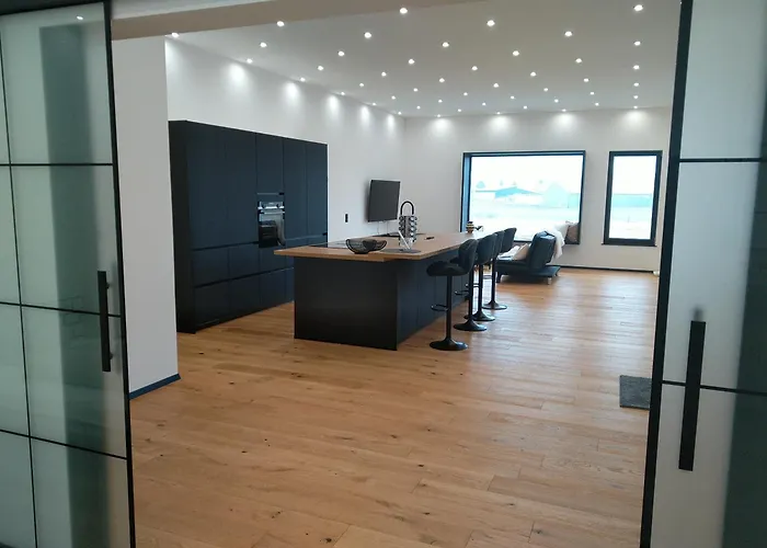 Lifestyle Cube House 4