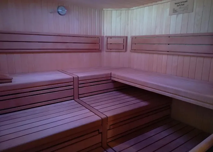 Lifestyle Cube House 4 *